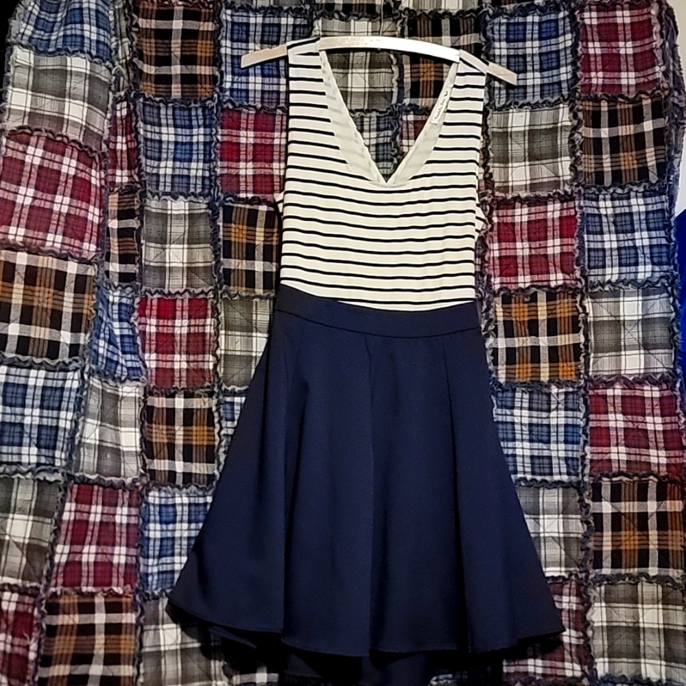"Double Zero" Brand - Blue & White Striped Dress - Size Medium